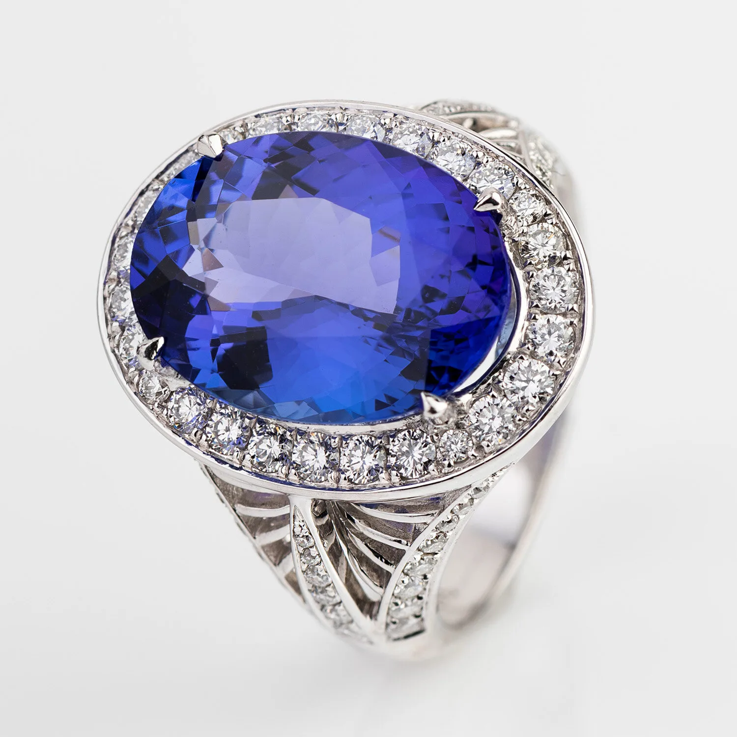 18ct White Gold 8.64ct Mixed Cut Tanzanite and Diamond Dress Ring