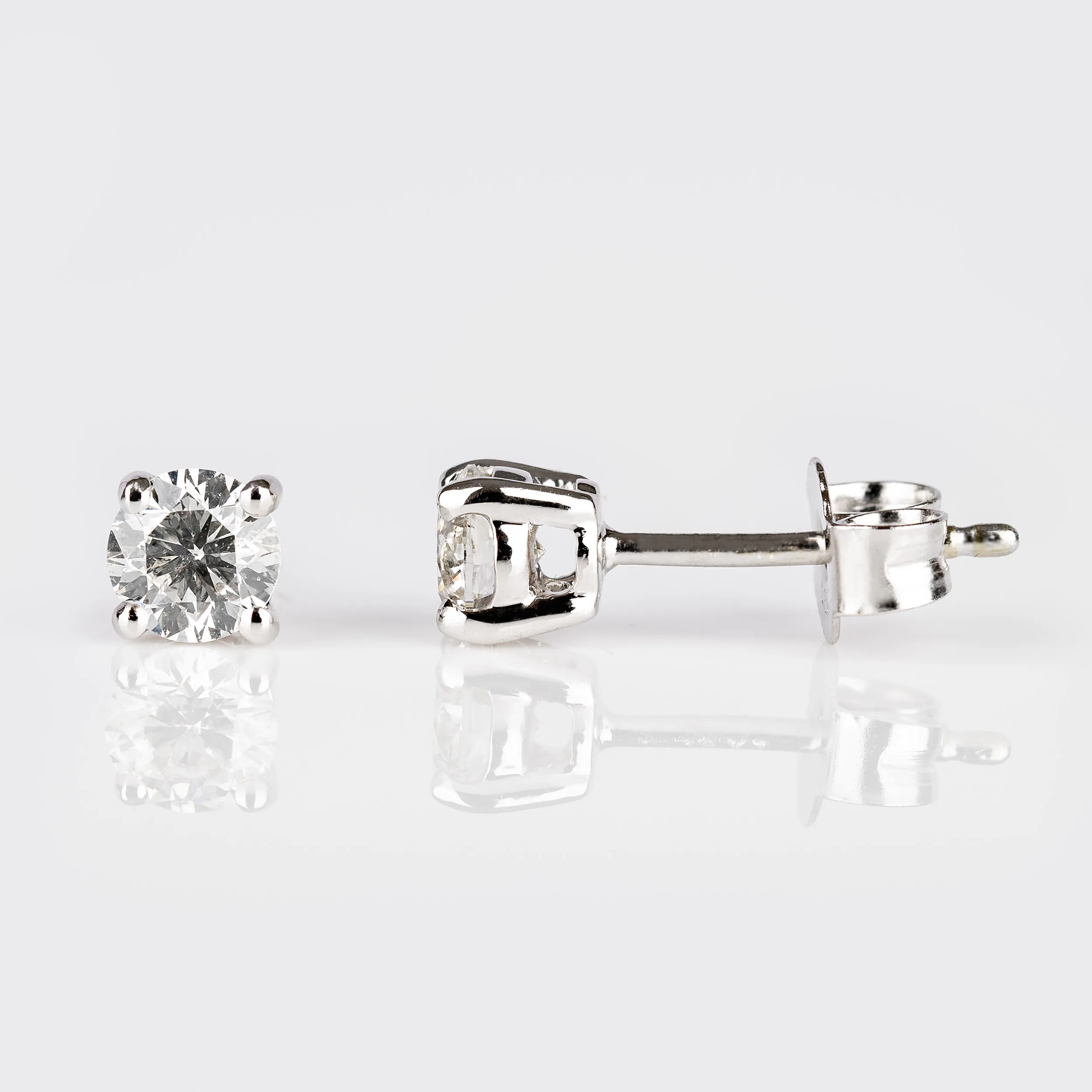 18ct White Gold 0.50ct Round Brilliant Cut Diamond Studs
