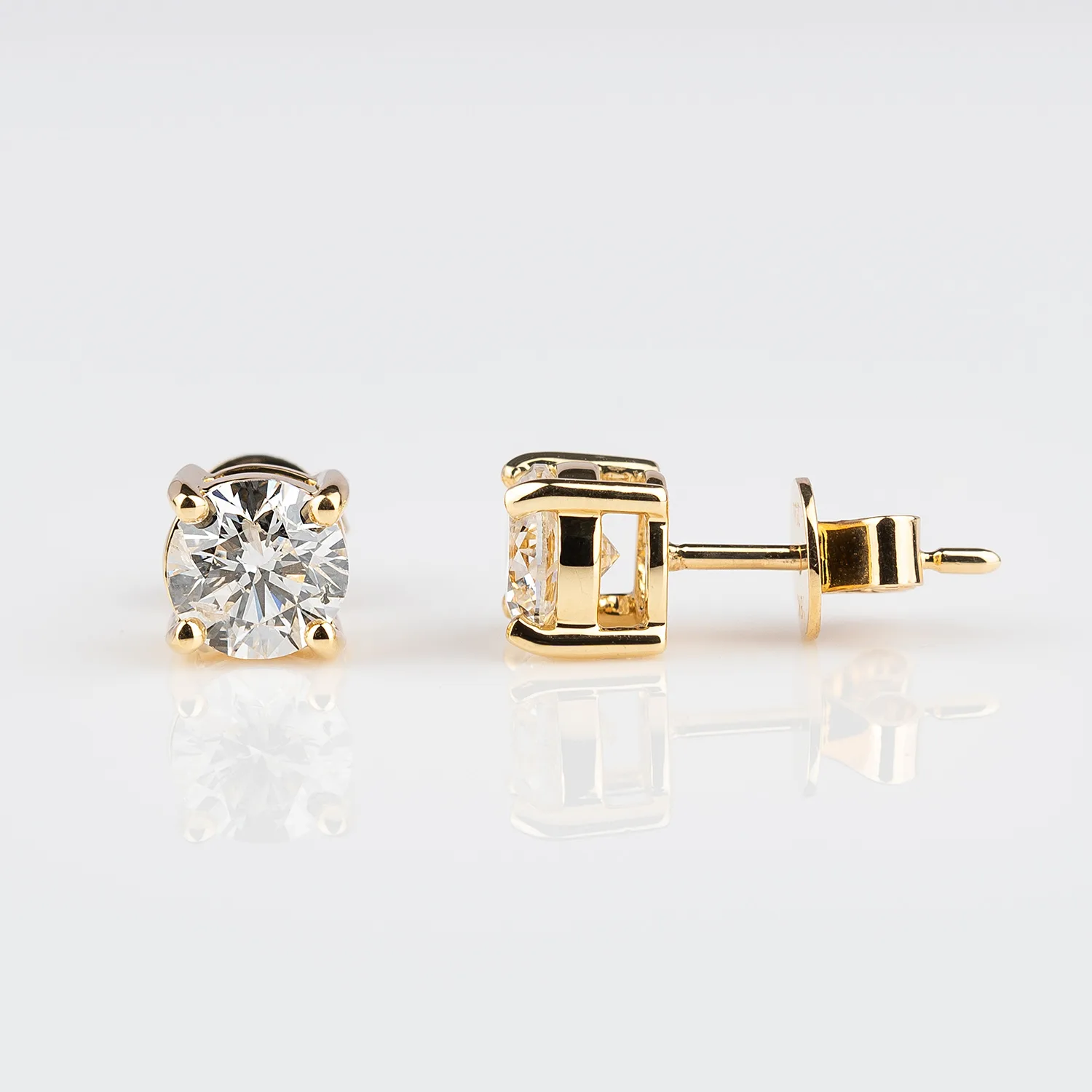 18ct Yellow Gold 1.00ct Round Brilliant Cut Diamond Studs