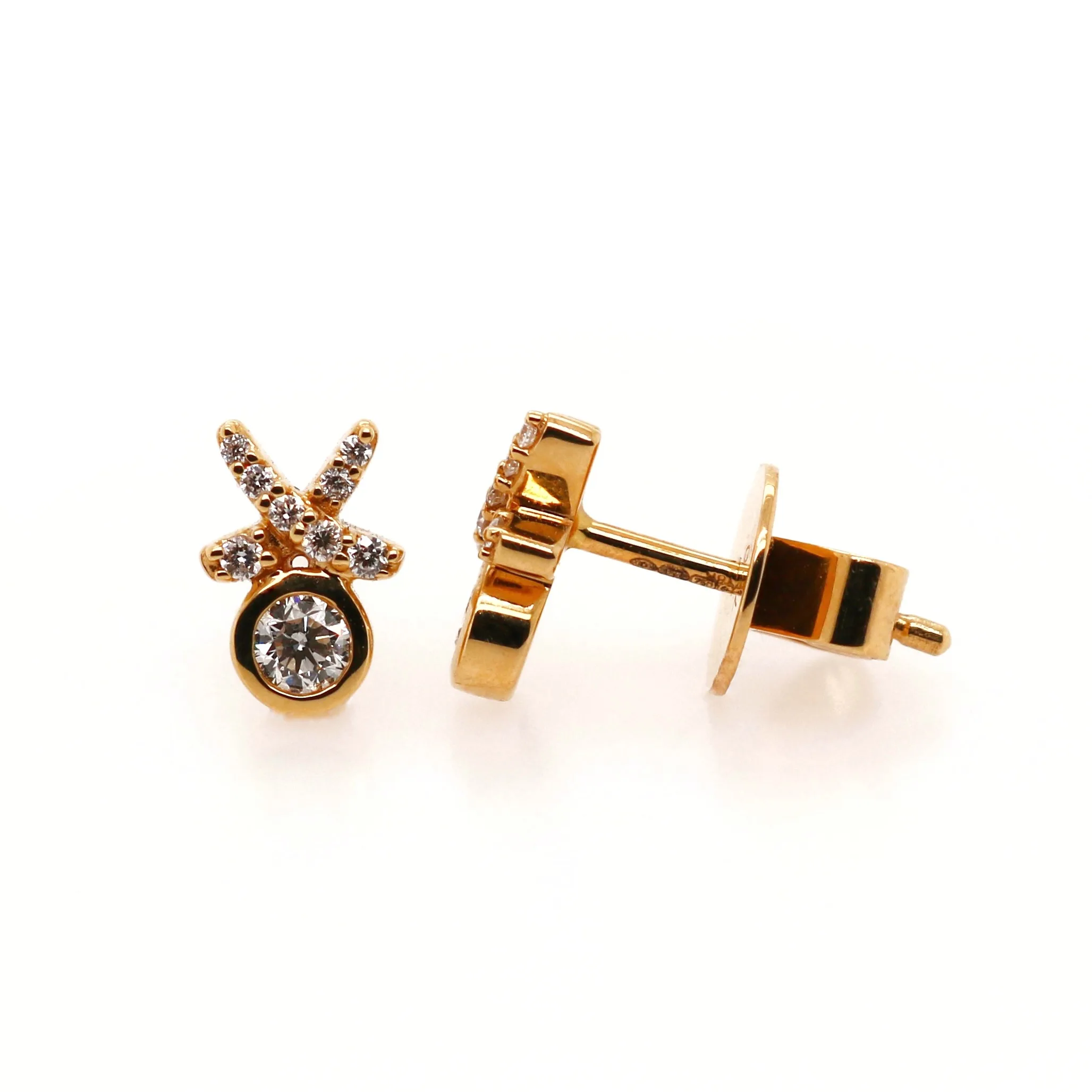 18ct Yellow Gold 0.29ct Round Brilliant Cut Diamond Fancy Studs