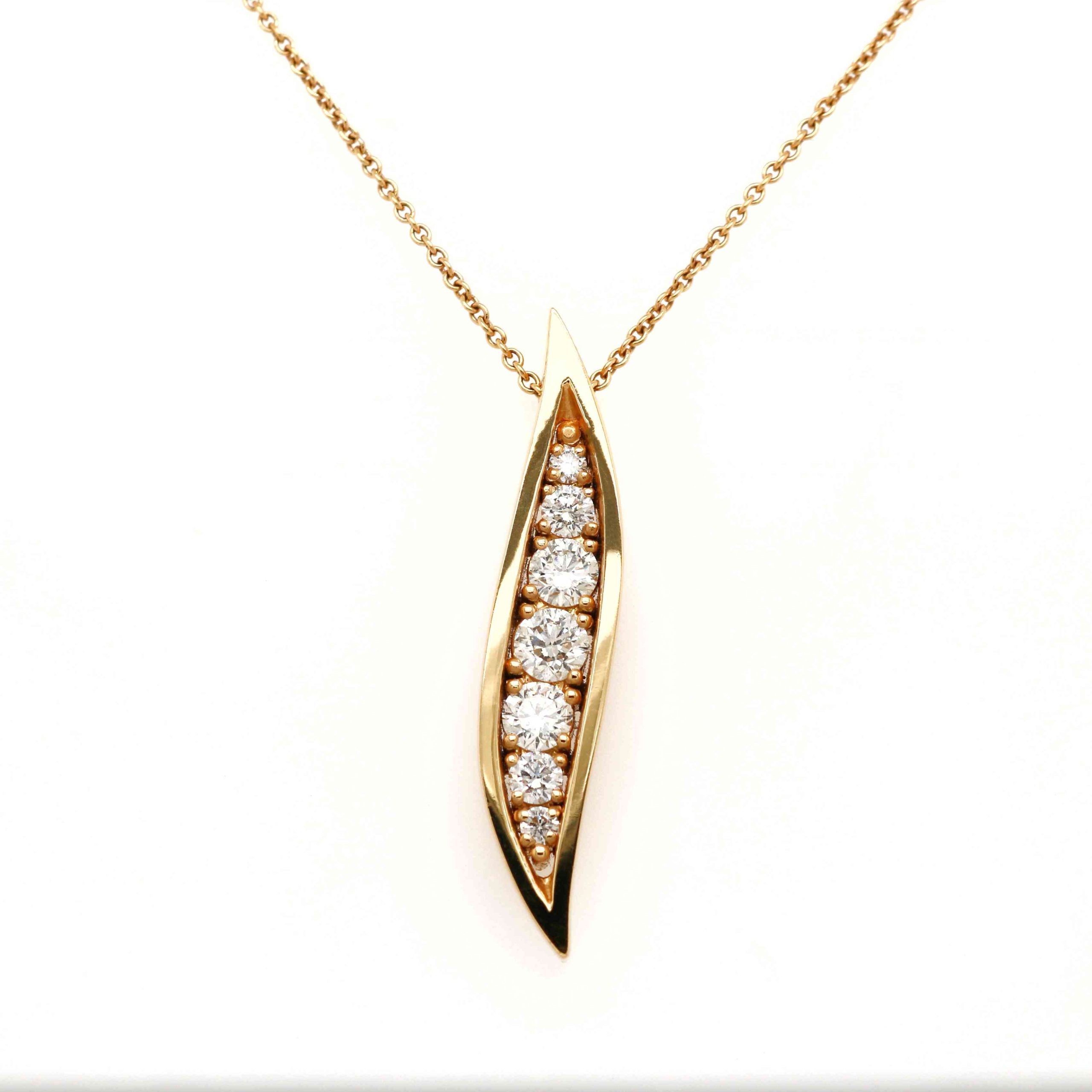 18ct Yellow Gold 0.90ct Round Brilliant Cut Diamond Fancy Necklace