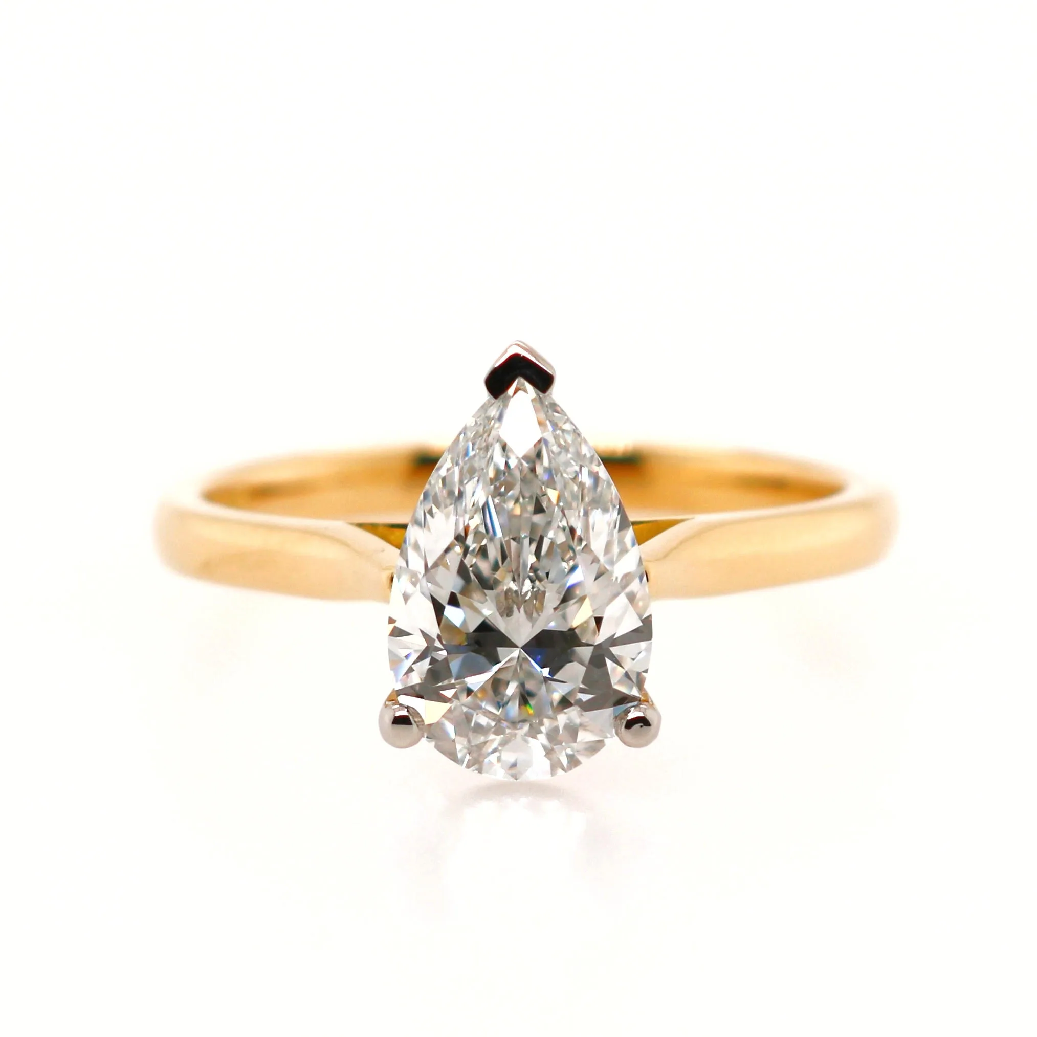 18ct Yellow Gold 1.63ct Laboratory Grown Pear Cut Diamond Solitaire Ring - Image 2