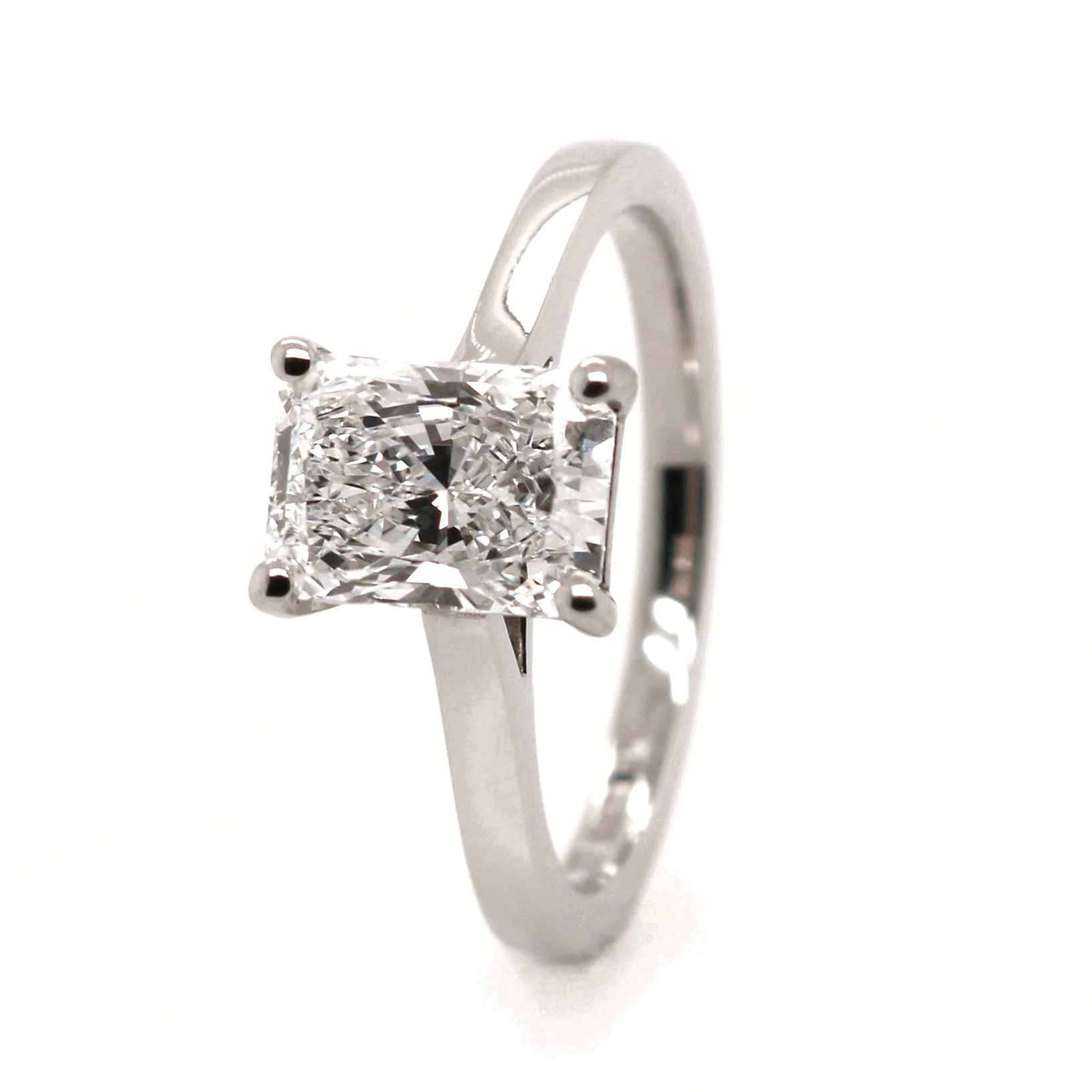 Platinum 1.52ct Laboratory Grown Radiant Cut Diamond Solitaire Ring