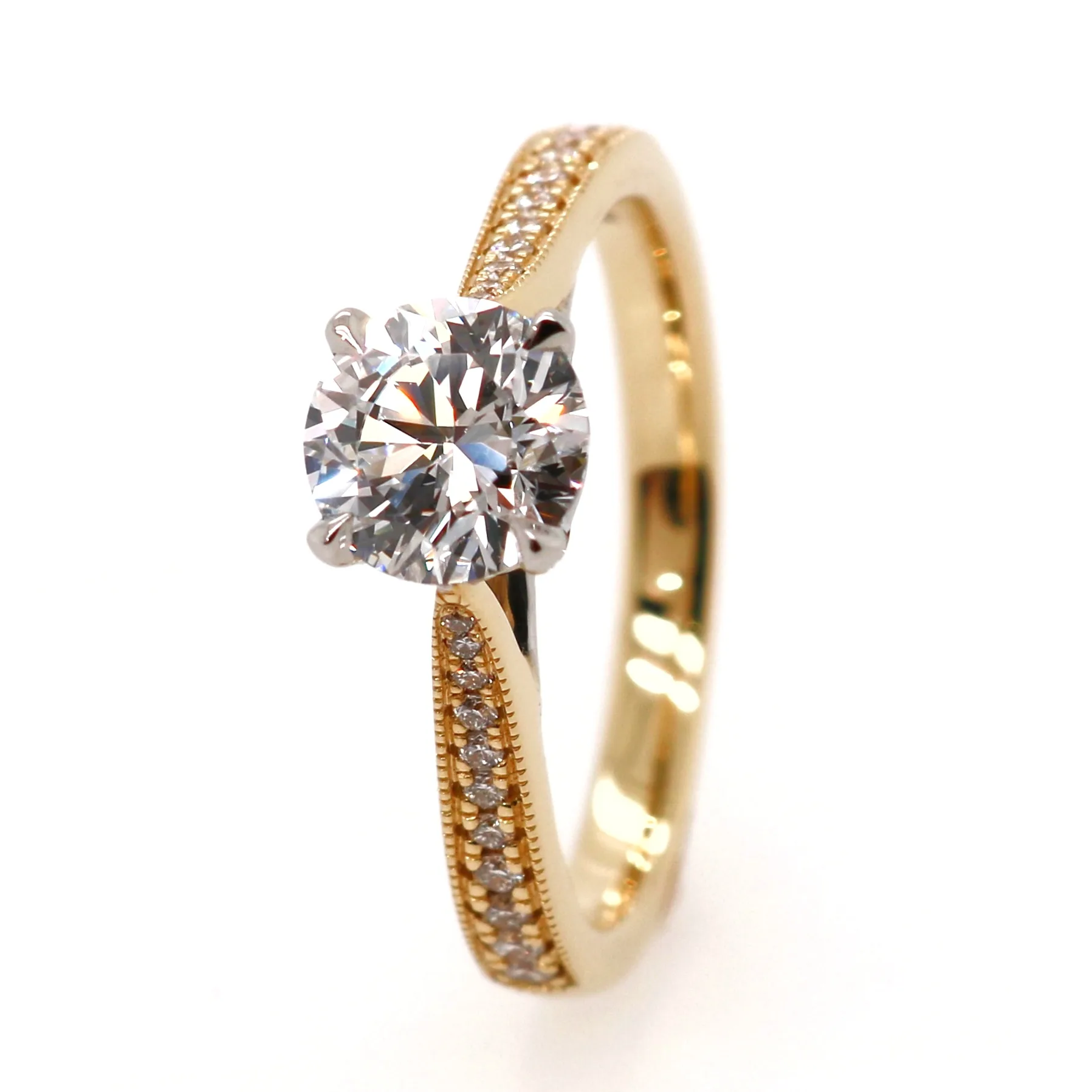 18ct Yellow Gold 1.01ct Laboratory Grown Round Brilliant Cut Diamond Solitaire Ring