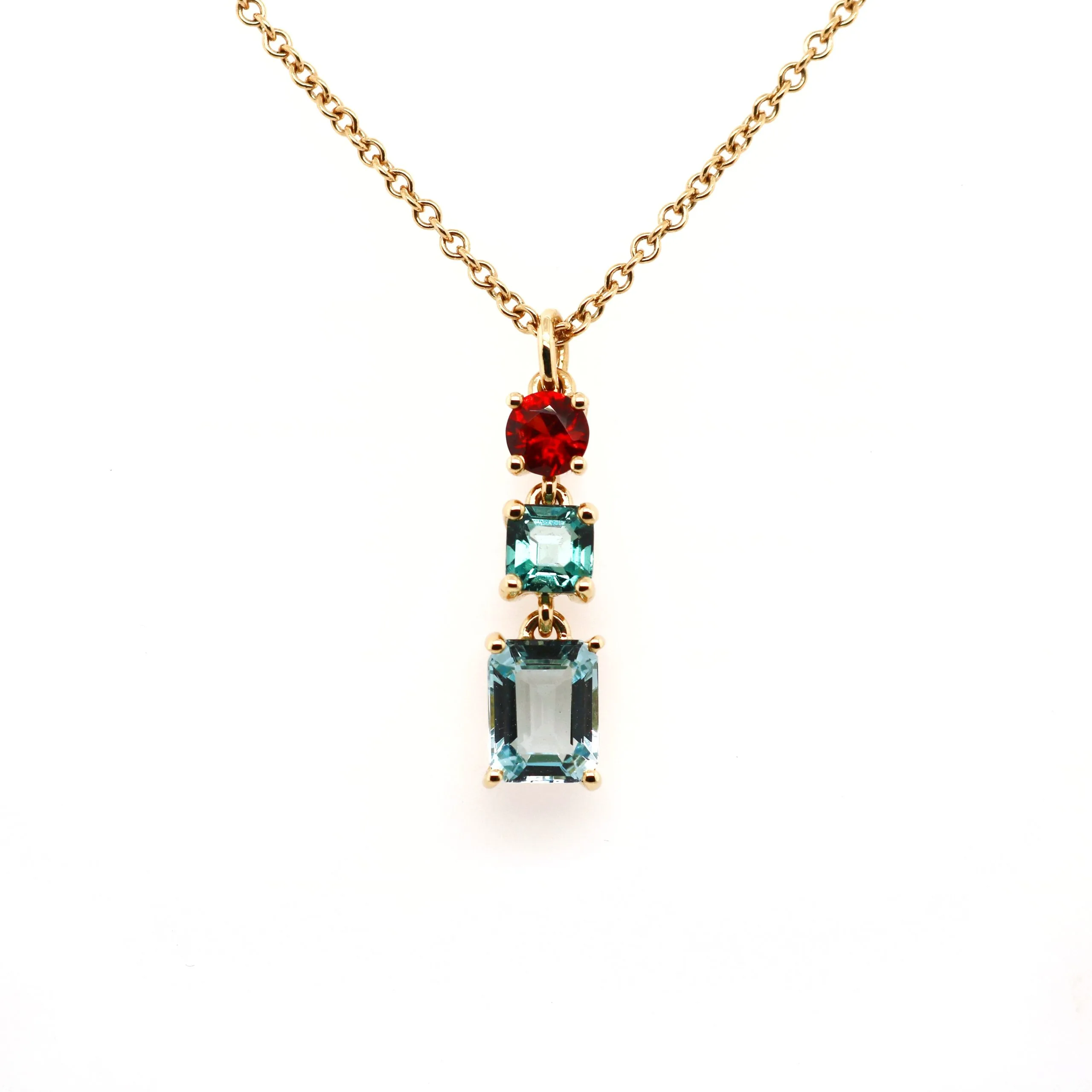 18ct Yellow Gold 2.72ct Mixed Cut Aquamarine, Tourmaline and Garnet Necklace