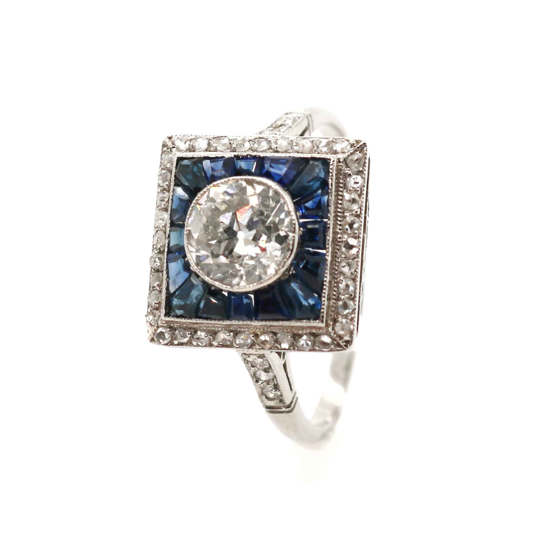 Pre-owned Platinum 0.80ct Mixed Cut Sapphire and Diamond Dress Ring