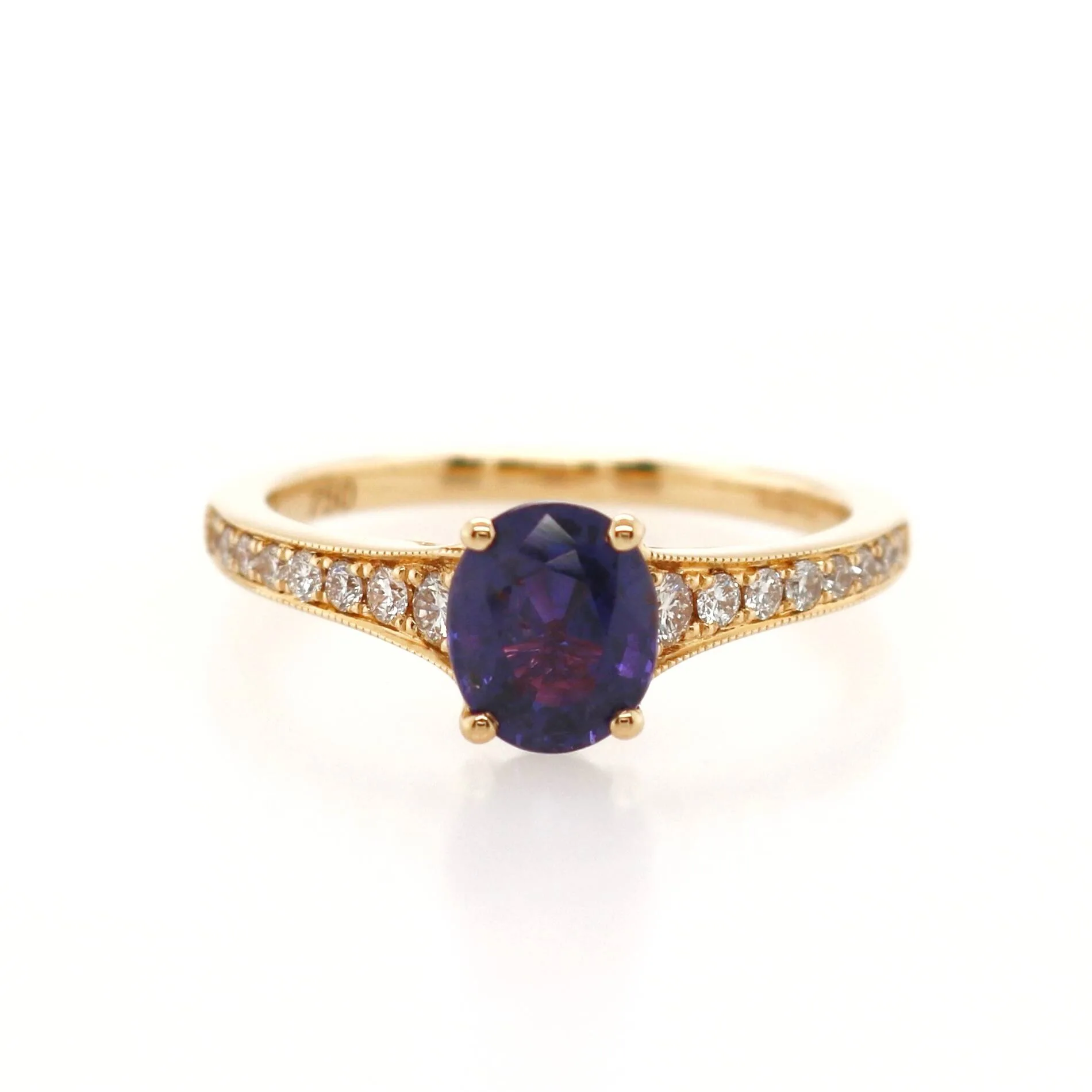 18ct Yellow Gold 1.27ct Mixed Cut Purple Sapphire and Diamond Solitaire Ring - Image 2