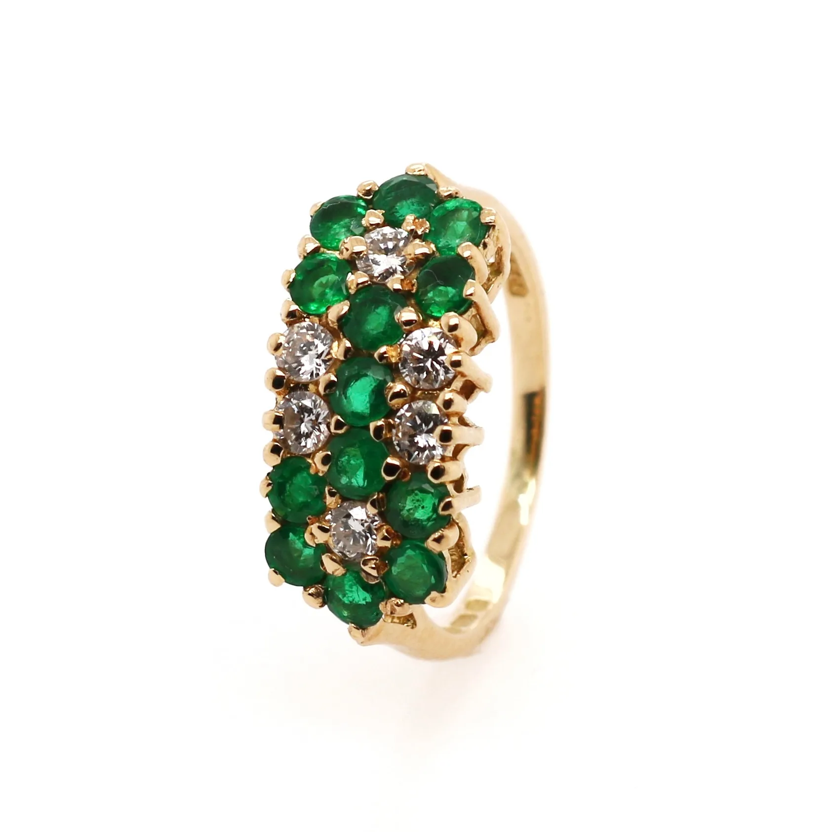 Pre-owned 18ct Yellow Gold Round Brilliant Cut Emerald and Diamond Cluster Ring