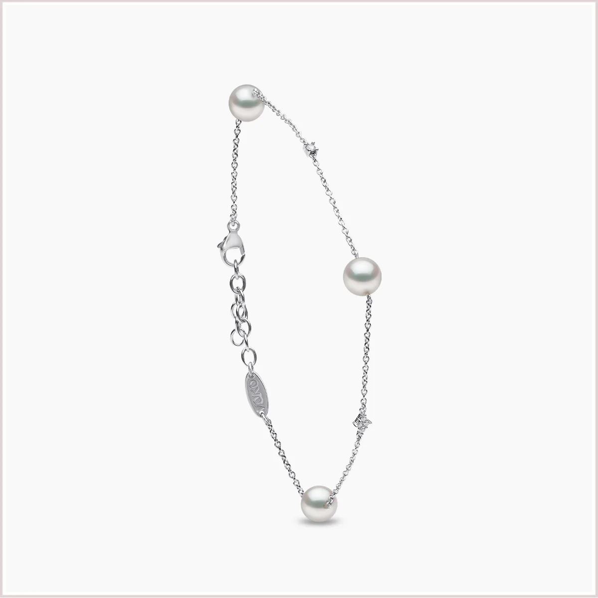 18ct White Gold 6.5-7mm Akoya Pearl and Diamond Bracelet